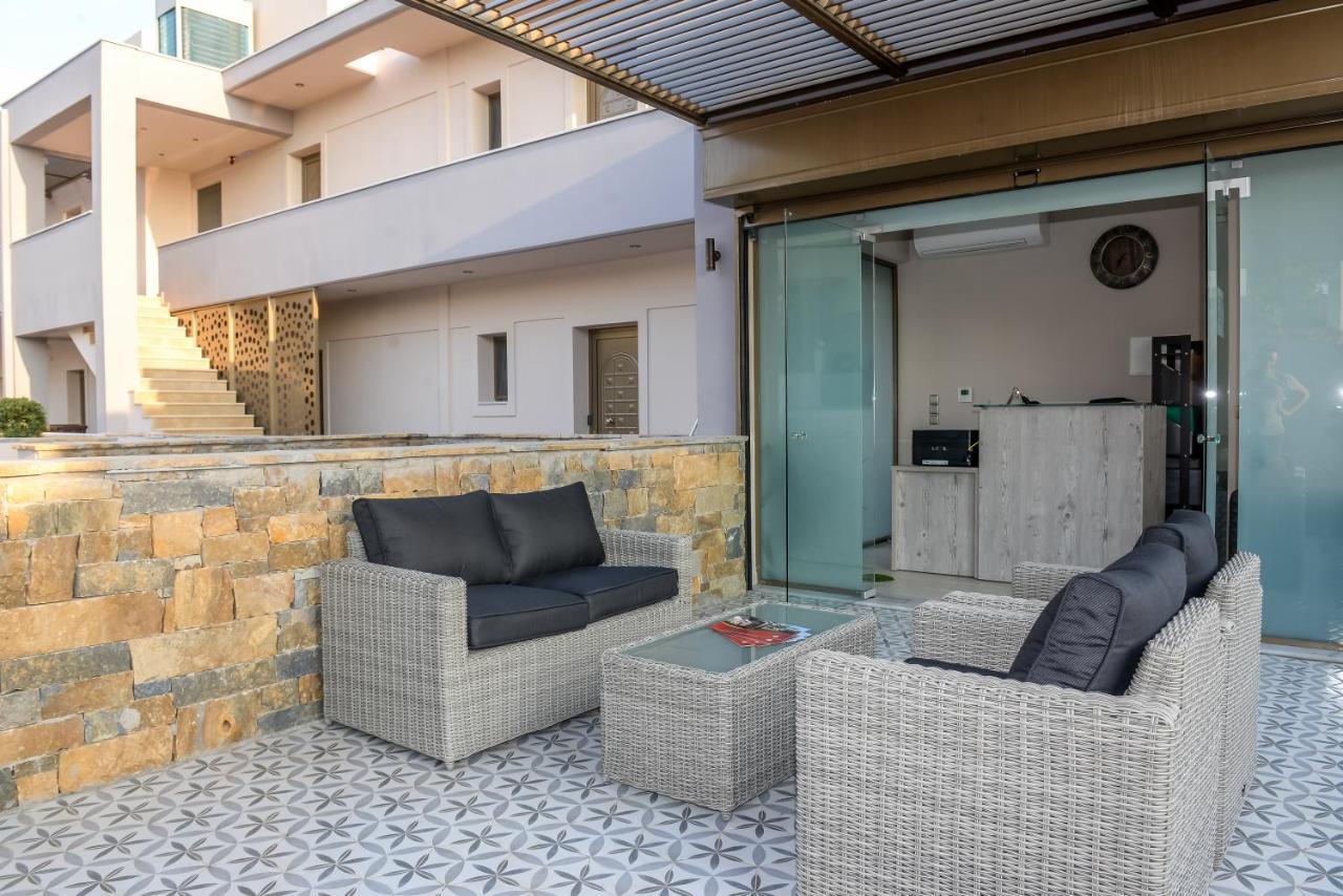 Royalty Suites Loft نيكيتي المظهر الخارجي الصورة