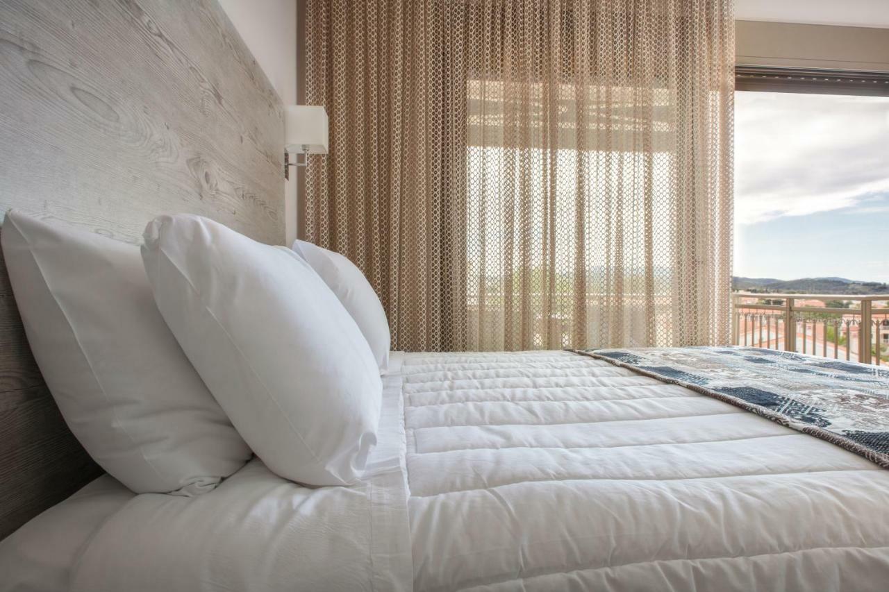 Royalty Suites Loft نيكيتي المظهر الخارجي الصورة