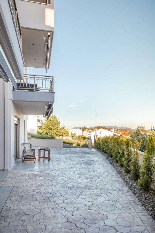 Royalty Suites Loft نيكيتي المظهر الخارجي الصورة