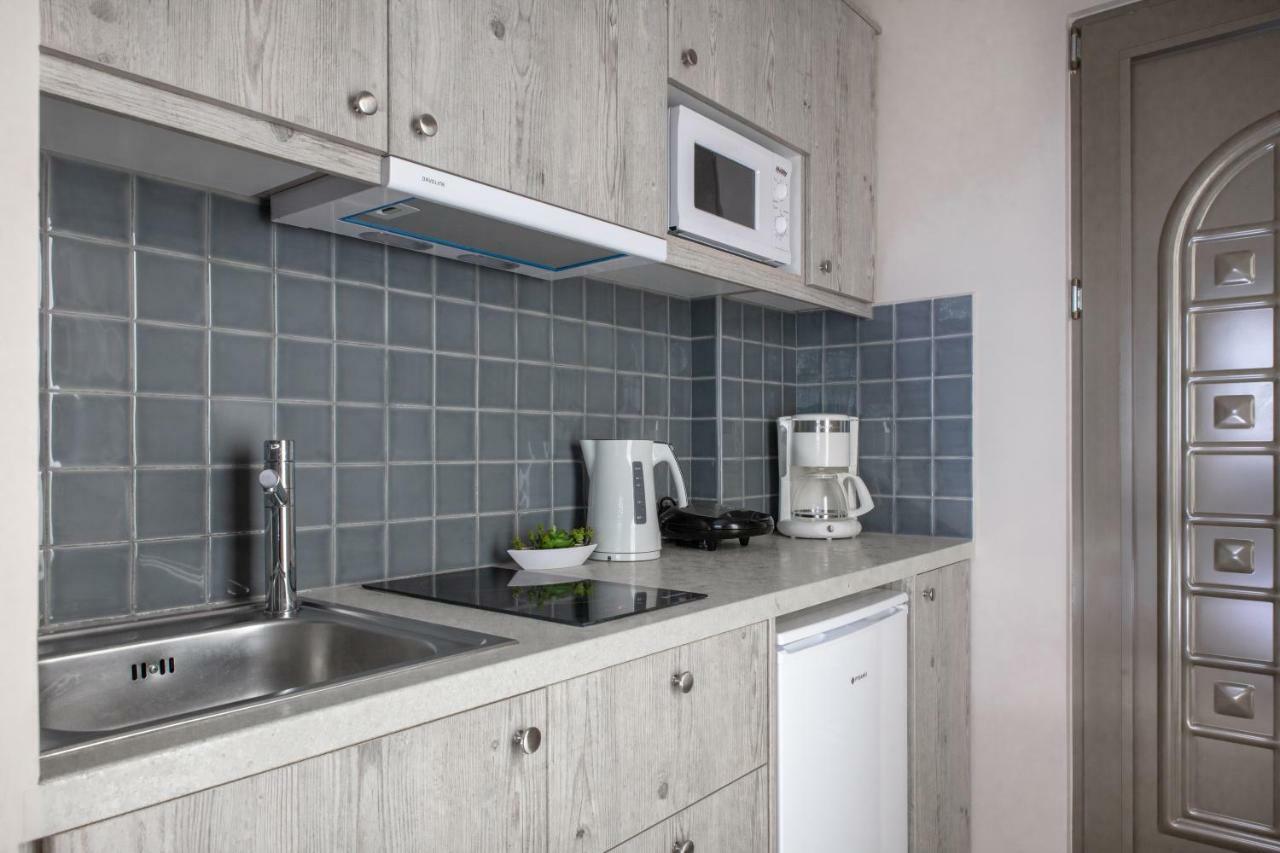 Royalty Suites Loft نيكيتي المظهر الخارجي الصورة