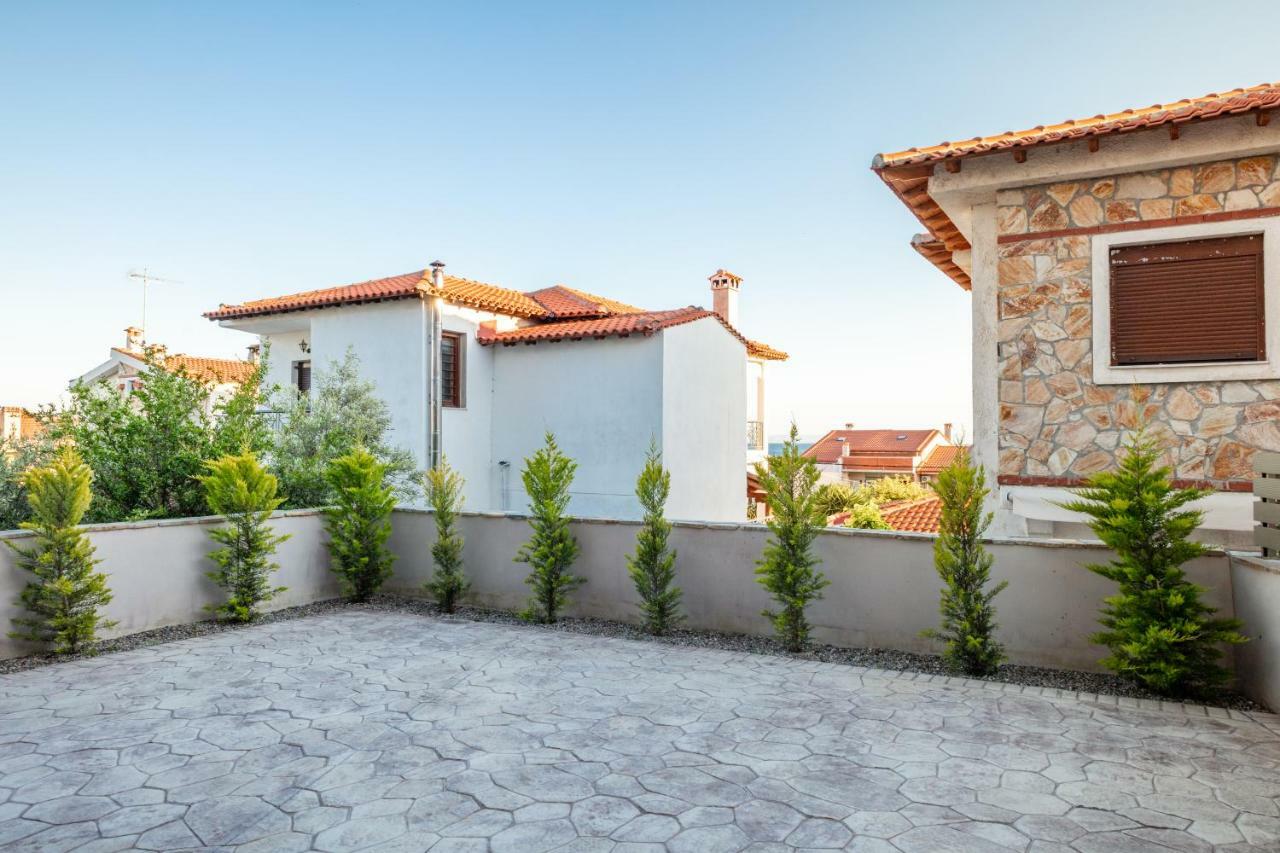Royalty Suites Loft نيكيتي المظهر الخارجي الصورة