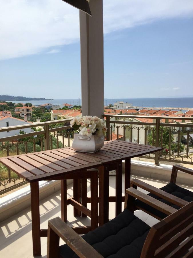 Royalty Suites Loft نيكيتي المظهر الخارجي الصورة